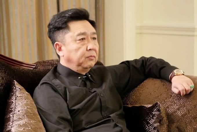 揭秘德云社相聲演員的真實待遇與工資內(nèi)幕，背后的故事與真實待遇揭秘