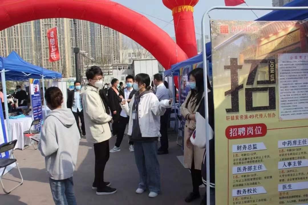 鄭州人才網(wǎng)最新招聘會，巷弄深處的人才盛宴與獨特小店奇遇招募活動