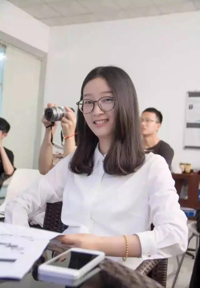 失蹤女孩章穎穎最新消息揭秘，神秘小巷中的小店關(guān)聯(lián)揭秘？